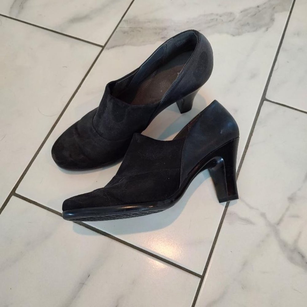 Black Leather & Suede Aerosoles